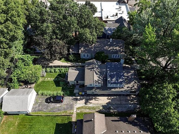 3rd image of 5914 Holmes St