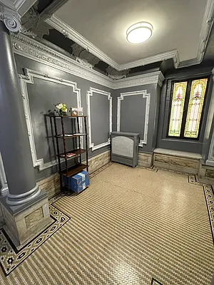 Rented by Avenues Real Estate | media 35