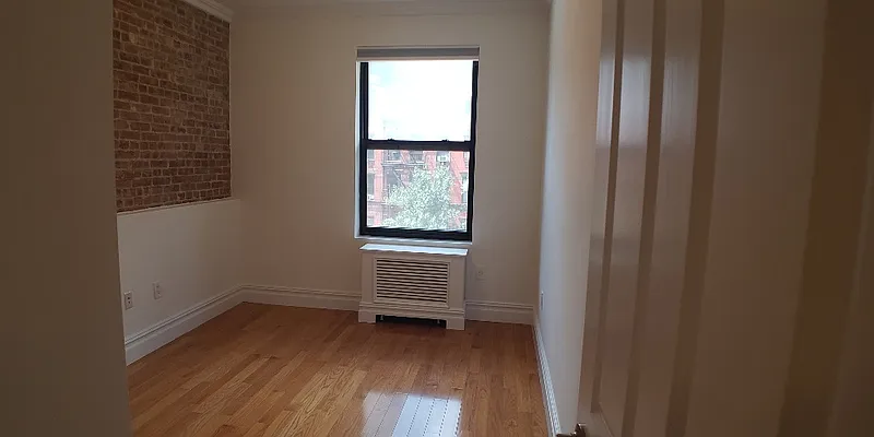 Rented by CitySites Real Estate Group | media 21