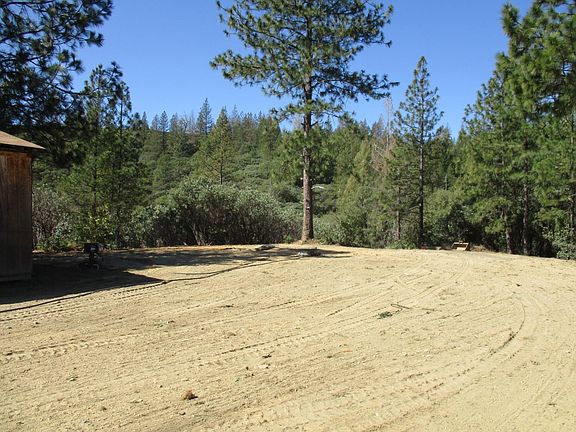 4th image of Mule Skinner Rd