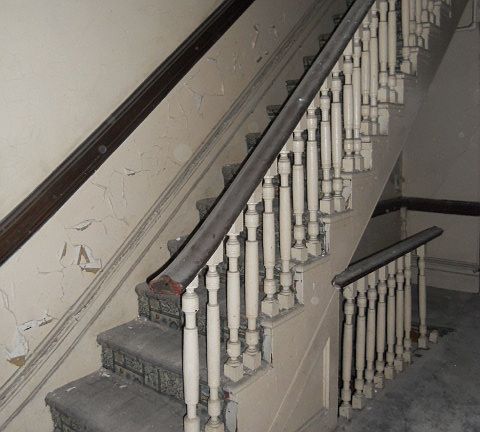 4th image of 249 W 131st St