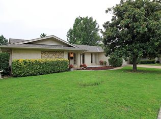 7022 E 52nd St S, Tulsa, OK 74145