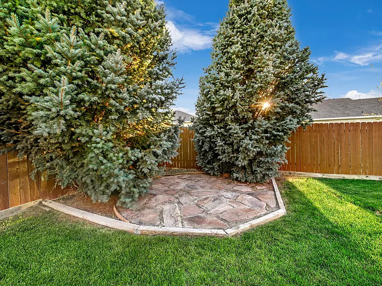 1258 Fiesta Way — Photo 24