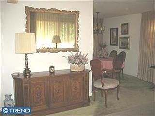 4th image of 11600 Depue Ave