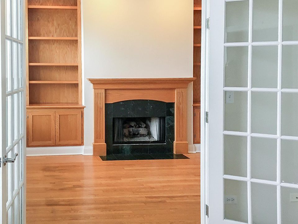 1st image of 38846 N Southport Ave #3