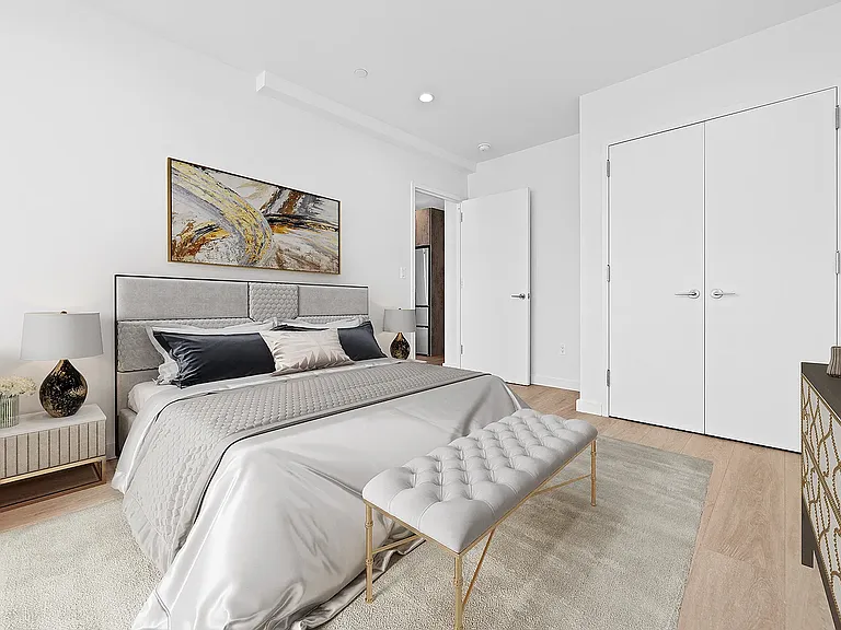 1661 Madison Ave #2A — Photo 2