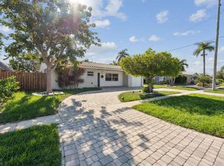 428 SE 2nd St, Deerfield Beach, FL 33441