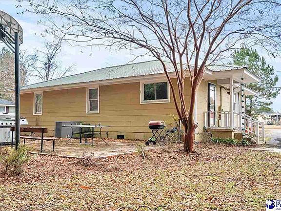 2nd image of 610 S Trade St