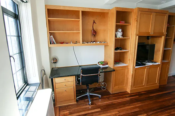 Rented by Target Realty Group | media 18