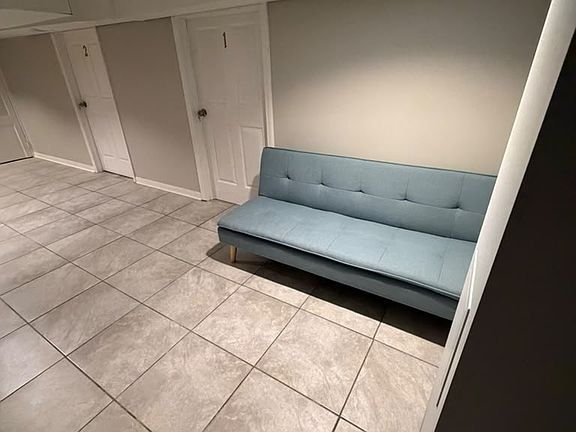 4th image of 831 N Keystone Ave #1
