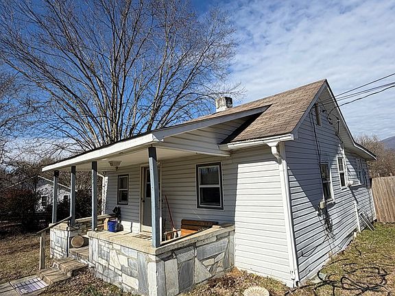 4th image of 93 Collette St