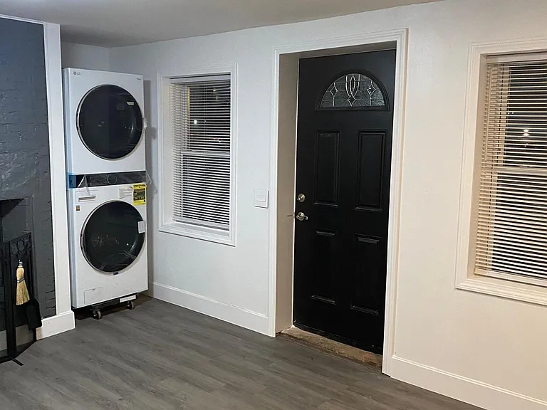 326 Cottage Grove Rd #1 — Photo 34