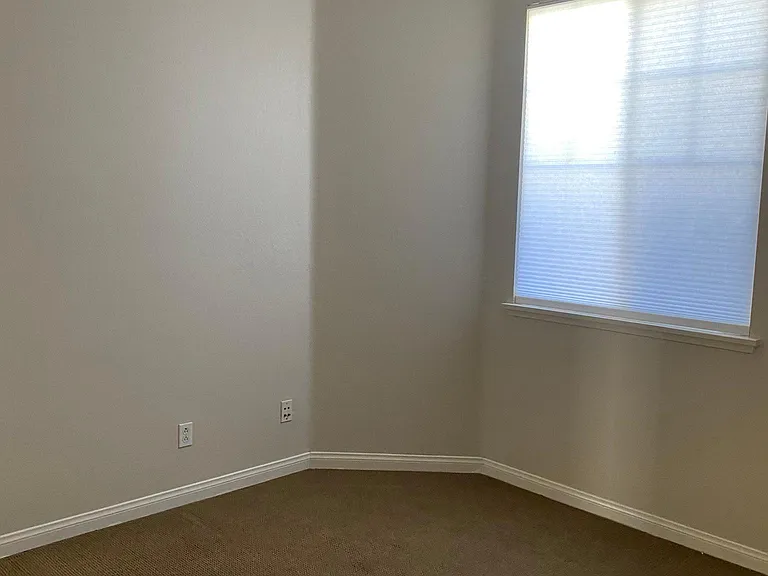 6919 Tradewinds Dr — Photo 16