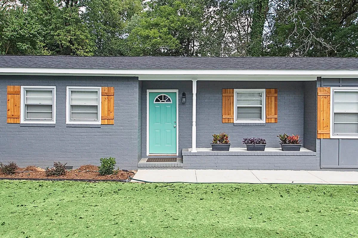3 bed, 2.0 bath, 1850 sqft, $1,895 — Photo 1
