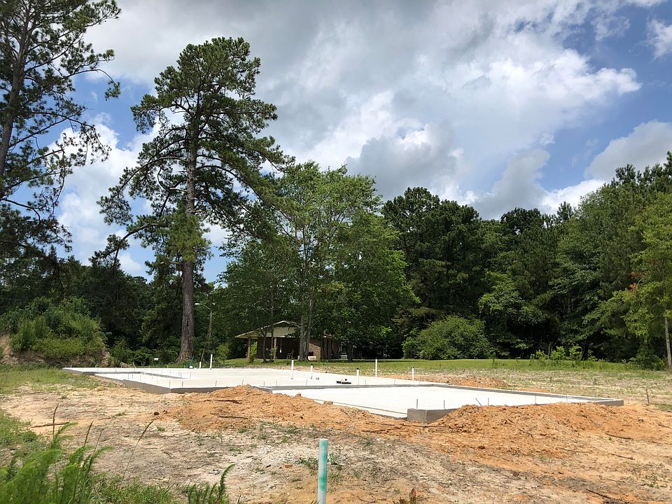 2nd image of 85 Logaras Cir