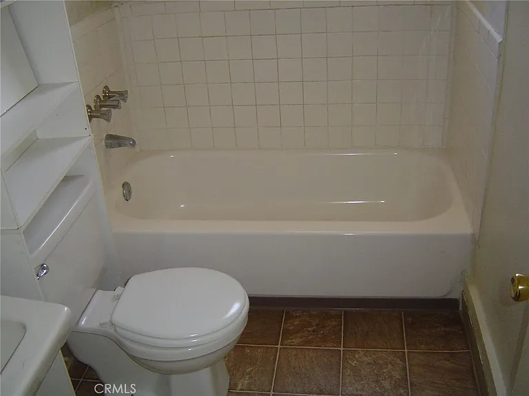 5054 Hill Pl — Photo 9