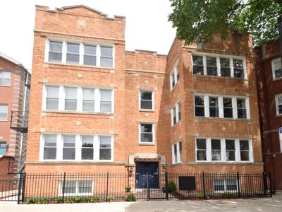 1738 W Foster Ave APT 3F, Chicago, IL, 60640