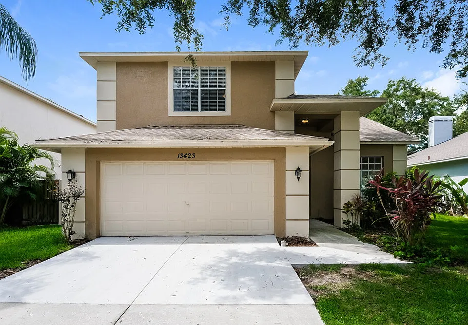 13423 Beechberry Dr