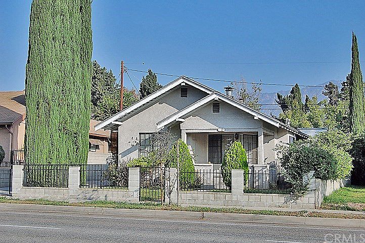 1st image of 2609 E Del Mar Blvd