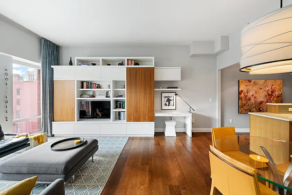 Sold by Nest Seekers International | media 3