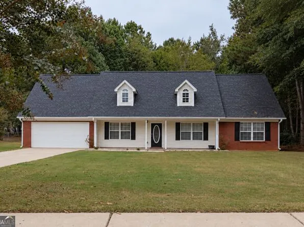316 Cobb Ct, Hampton, GA 30228