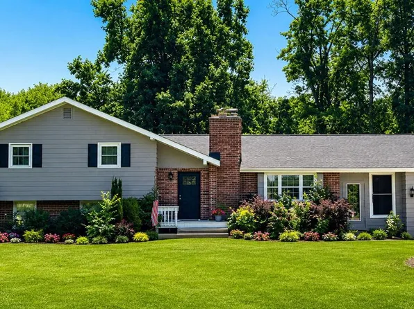 12 Marlton St, Woodstown, NJ 08098