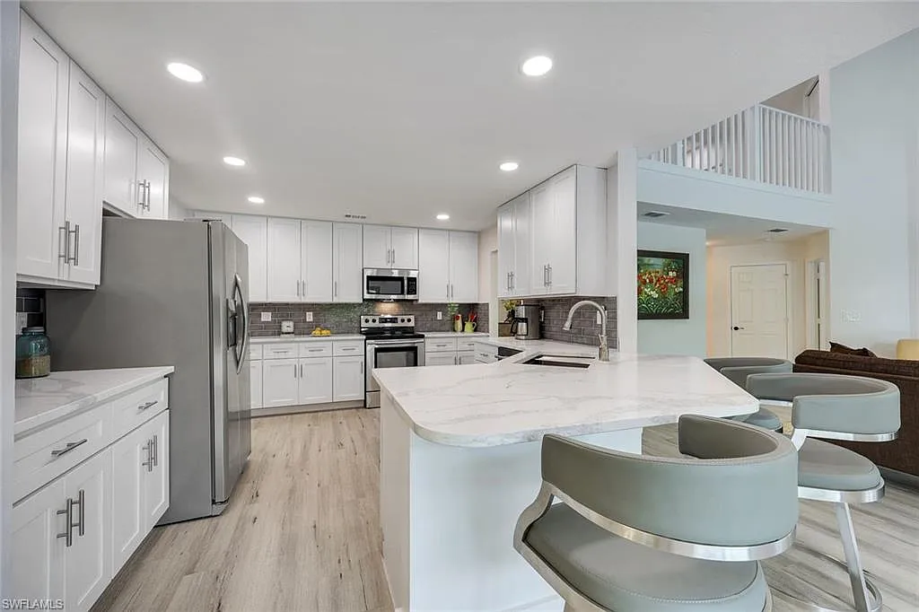 4 bed, 2.5 bath, 2367 sqft, $8,700 — Photo 4