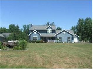 1346 Sunset Beach Rd, Suamico, WI 54173