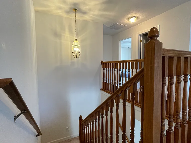 2875 Parkview Dr — Photo 19