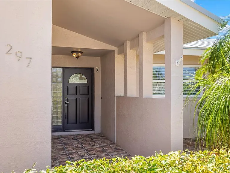 297 Monte Cristo Blvd — Photo 2