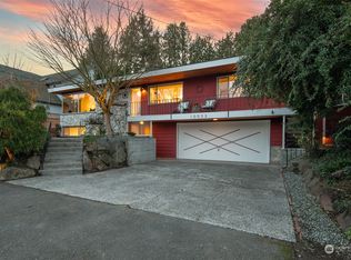 10033 12th Ave NW, Seattle, WA 98177