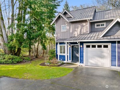 1816 Sakai Village Loop NE, Bainbridge Island, WA, 98110