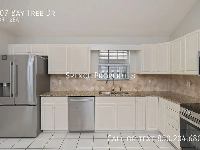 107 Bay Tree Dr — Photo 12