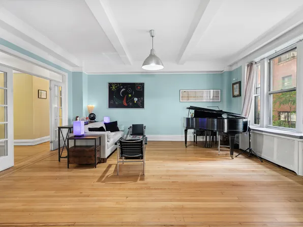 138 East 36th Street image 1 of 9