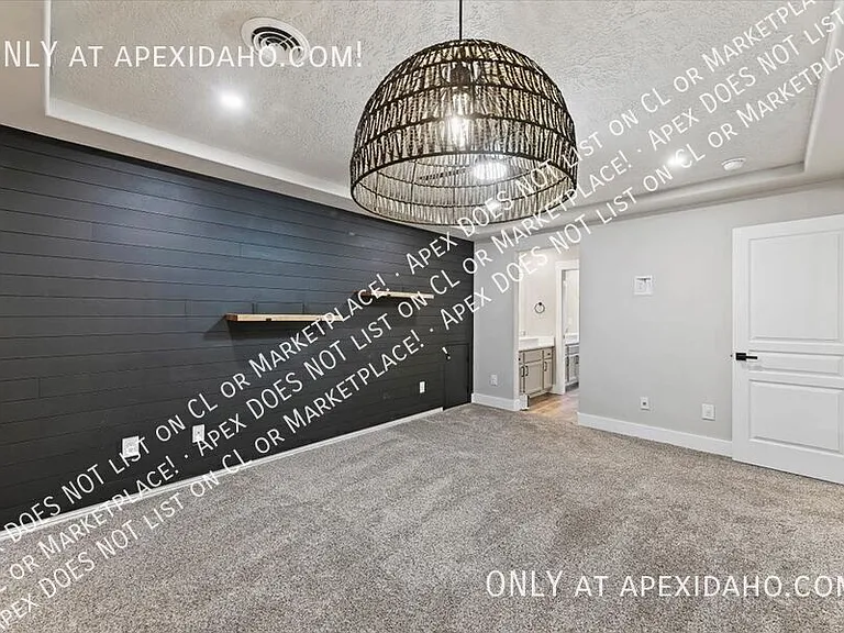 1828 W Divide Creek St — Photo 41