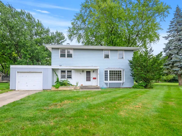 698 W River St, Bourbonnais, IL 60914