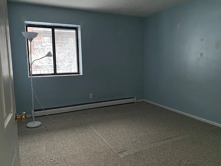 10 Linda Ln #2 — Photo 2