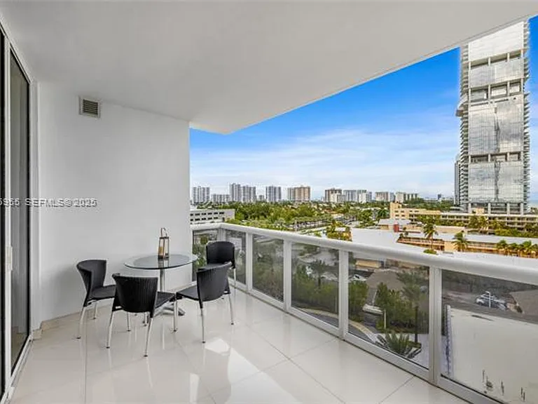 18201 Collins Ave #902 — Photo 31