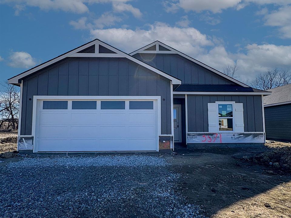 1st image of 3571 E Bearsden