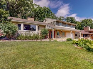 1058 19th Ave NE, Rochester, MN 55906