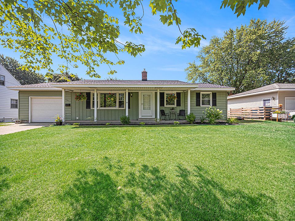 1st image of 1120 Oakes Ave