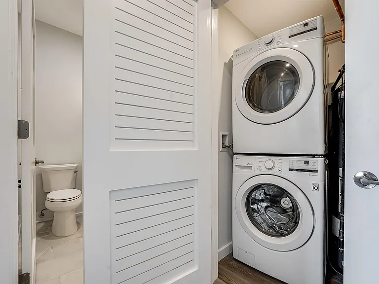 658 Grand St #202 — Photo 13