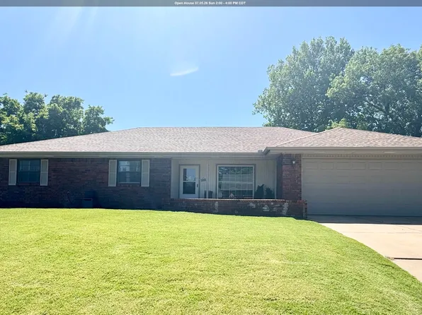 2902 Candlestick Ln, Enid, OK 73703