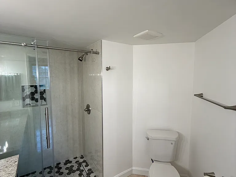9711 Fontainebleau Blvd — Photo 5