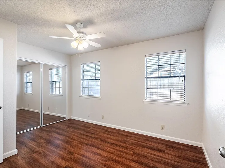 3800 Foust Trl #B — Photo 10