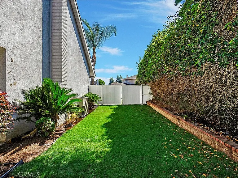 419 Fleming Ave — Photo 24