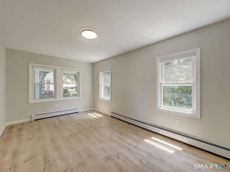 1455R Forbes St — Photo 10