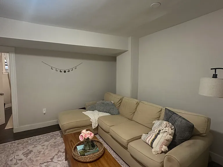 847 Beacon St #9 — Photo 11