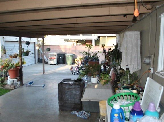 2nd image of 1315 E Elgenia Ave