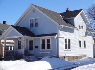 631 3rd Ave, West Bend, WI 53095